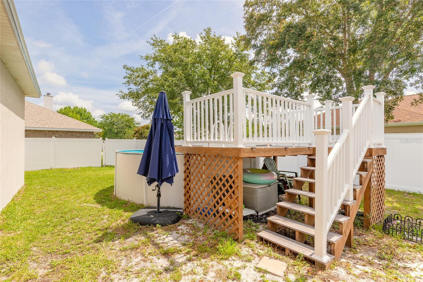 04 FAIRWAYS - Residential