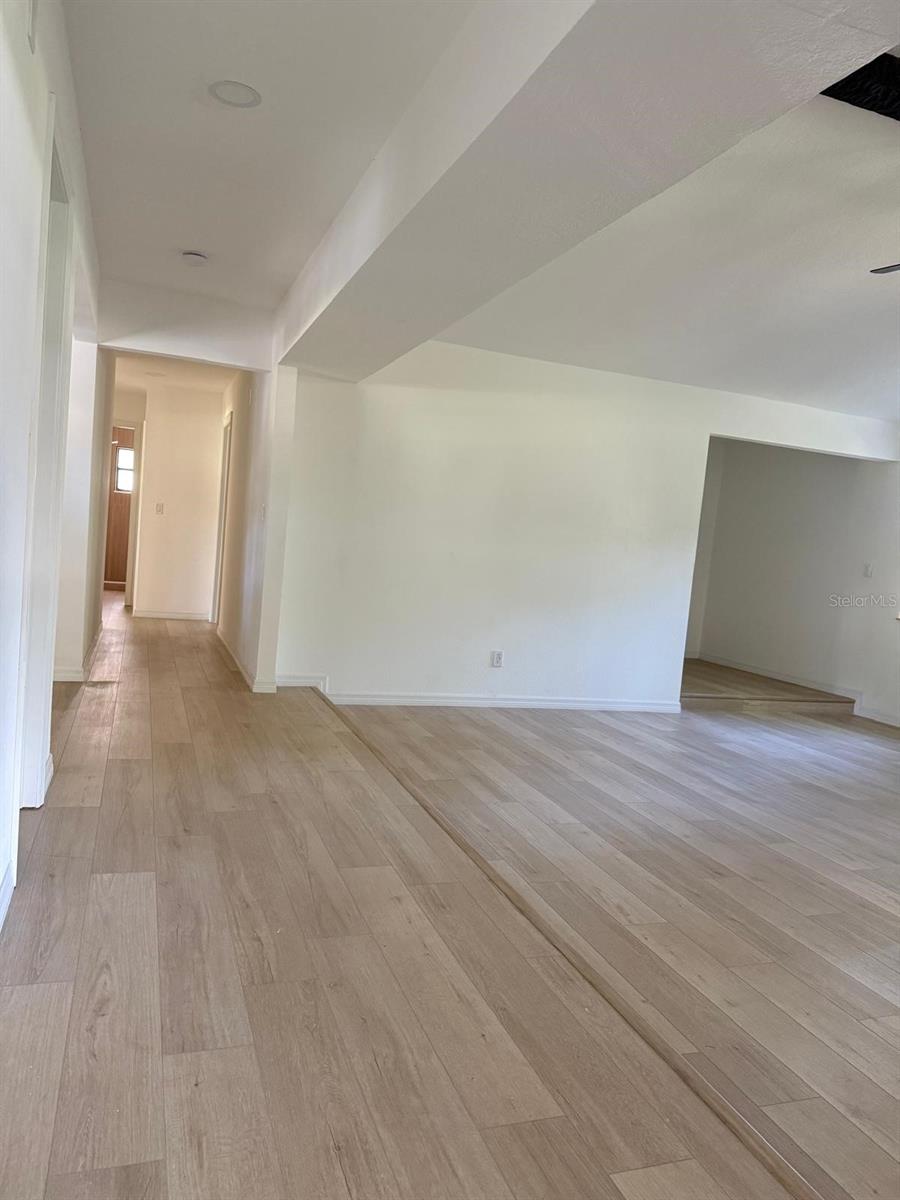 LEONARDO ESTATE - Residential Lease