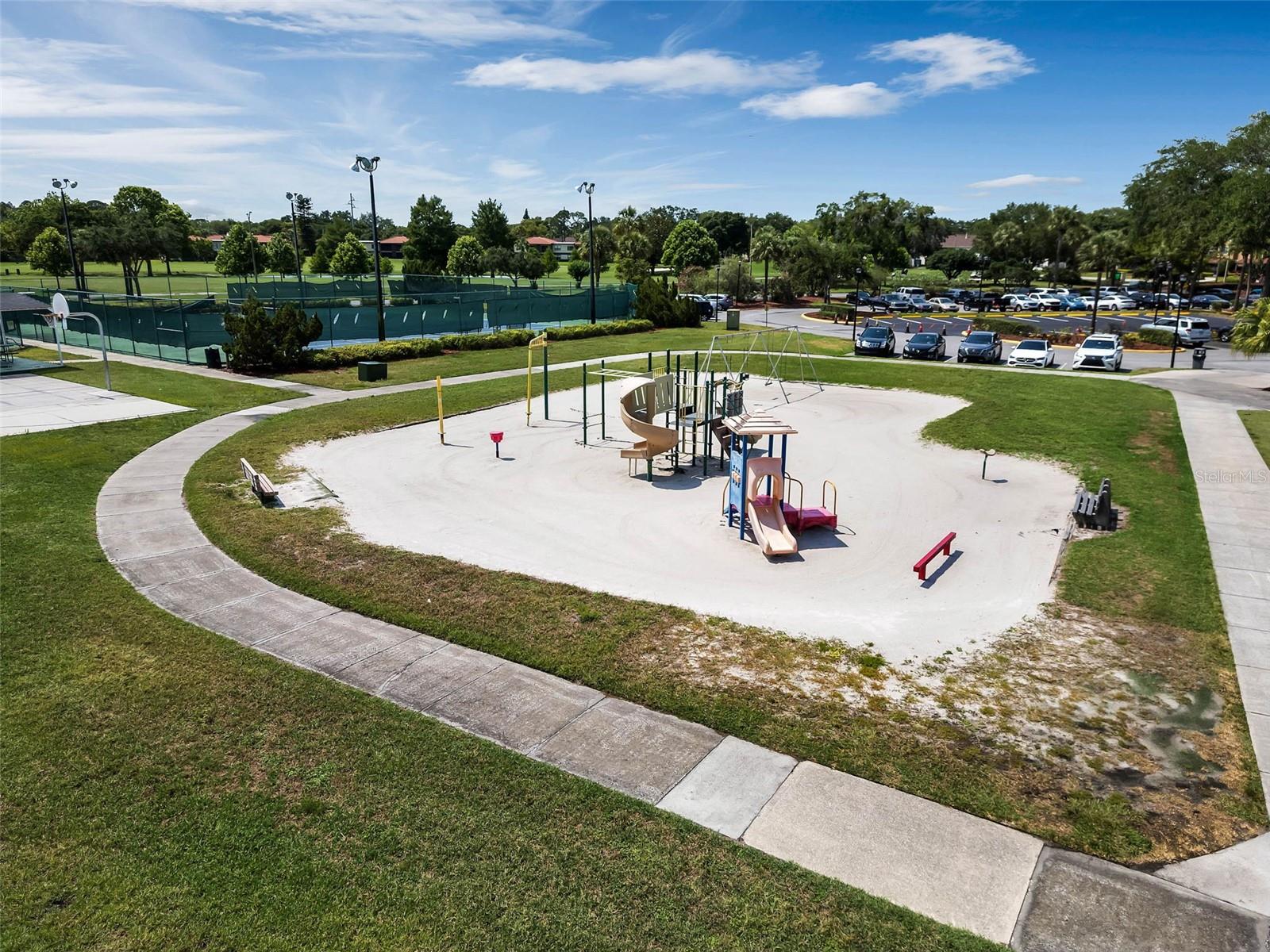 VENTURA PLACE - Residential