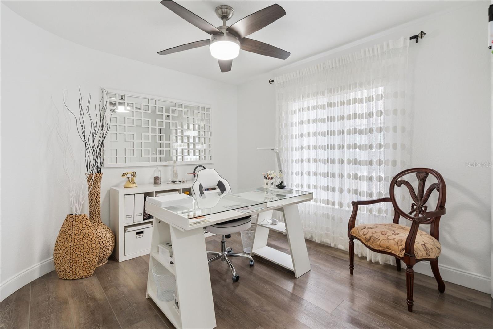 VENTURA PLACE - Residential