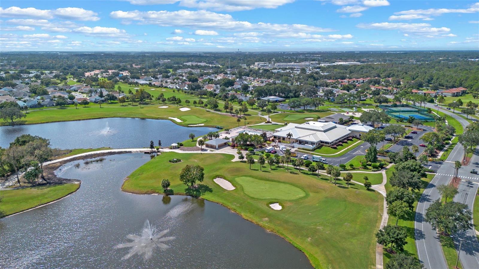 VENTURA PLACE - Residential