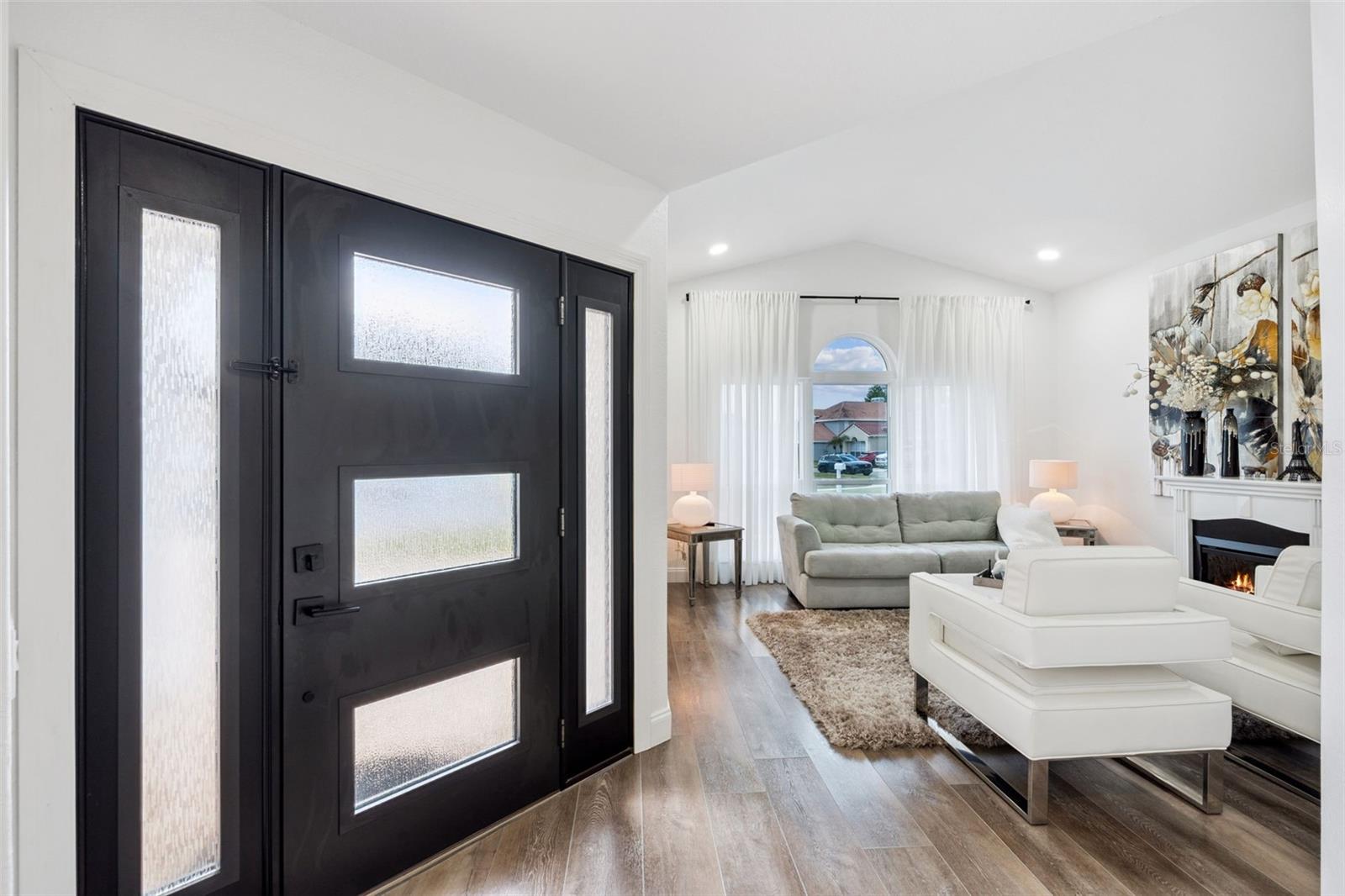 VENTURA PLACE - Residential