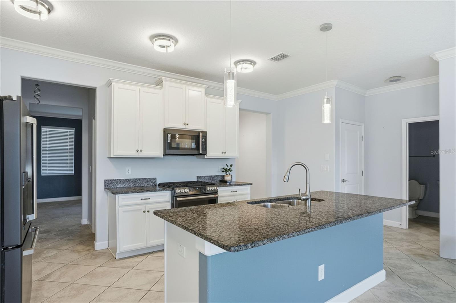 MITCHELL 54 WEST PH 1 - Residential