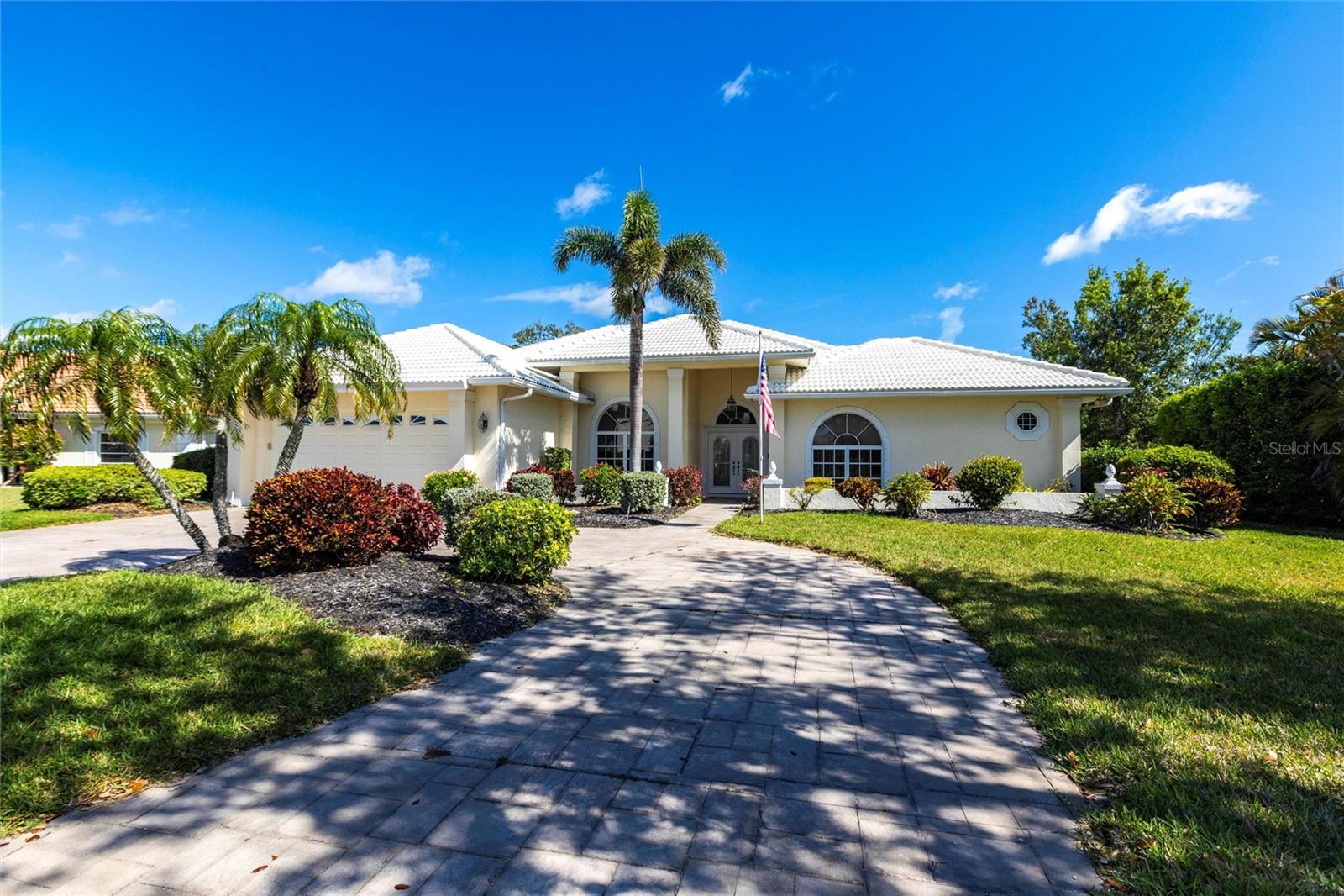 Looking for a beautiful home away from the noise of I-75 and Center Road, then look no further. Located at the back of the highly sought after neighborhood of Plantation Woods, this home built in 1991, has 3062 sq. ft. with 3 bedrooms and 3 bathrooms and has everything you are looking for and more. Living here offers quick access to Plantation Golf and County Club with its 2-golf courses, Tennis, Pickleball, and fitness center all available with an optional membership. Stepping inside this home feels like a breath of fresh air—where light pours through the windows, ceilings soar overhead, and every inch of the home has been carefully crafted to invite comfort and style in equal measure. From the moment you enter, you're met with the unmistakable sense that this isn't just a place to live—it's a place to truly feel at home.
The heart of the home beats in a spectacular open-concept living area with cathedral ceilings, where natural light dances across gleaming floors and creates an effortlessly warm and inviting vibe. Whether you're hosting friends for a lively dinner party or curling up with a good book, this space adapts to every moment with ease. The kitchen is equally inspiring—with it's granite counter tops and stainless steel appliances it is bright, functional, and ready for everything from quiet breakfasts to festive family gatherings. With generous countertop space and a layout that invites conversation, it’s a place where memories are meant to be made. You can eat right in the huge kitchen, or entertain guests in the formal dining and living rooms.
Enter the bedrooms and the the magic continues. Each bedroom is a personal retreat, offering peace, privacy, and space to unwind. The primary suite is especially dreamy, offering that luxurious feel with the two walk-in closets, walk-in shower and jacuzzi tub. And don’t overlook the other bathrooms—sleek, modern, and refreshingly spacious, they offer a spa-like escape from the everyday.
Outside, you’ll find even more to love. The back lanai feels like an extension of the home itself—welcoming, expansive, and full of possibilities. Morning coffee on the patio, summer barbecues, or relax in the pool, hot tub or outdoor shower... it’s all right here, waiting for you to enjoy.