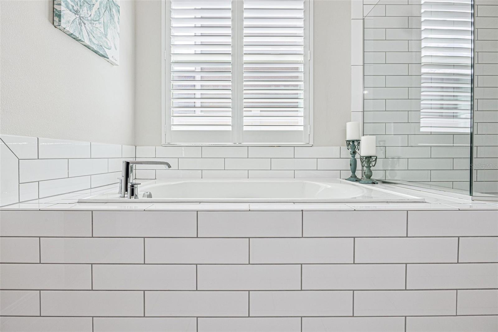 WINDING BAY PH 1B - Residential