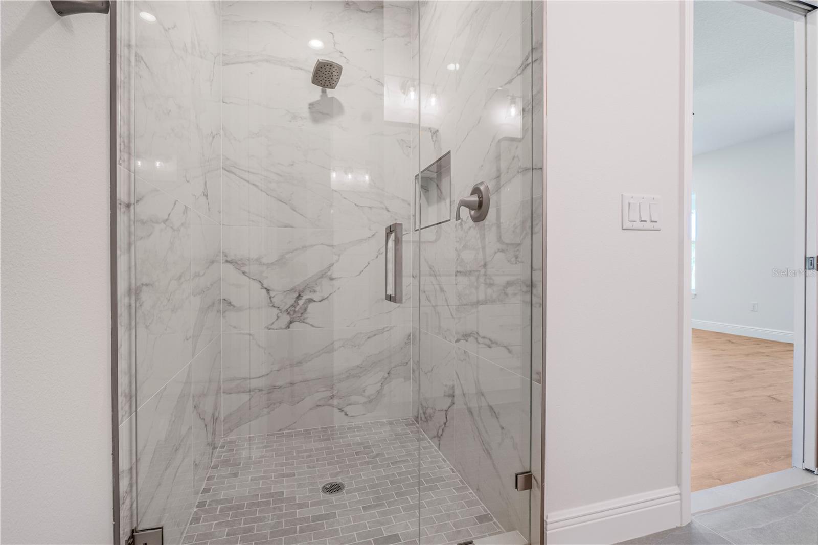 DELTONA LAKES UNIT 09 - Residential