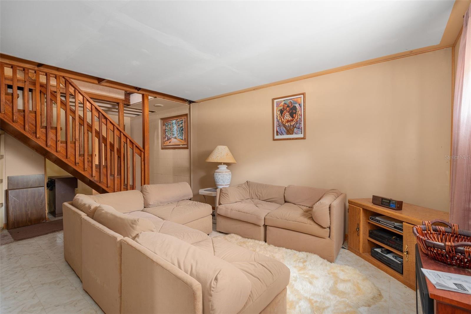 WILLISTON HEIGHTS UN 12 - Residential