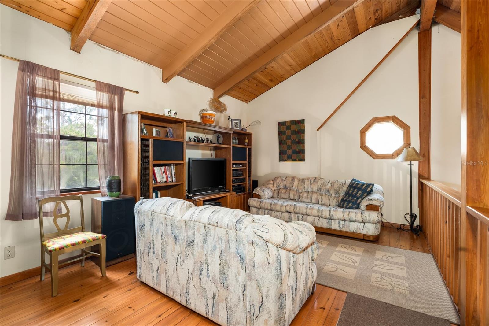 WILLISTON HEIGHTS UN 12 - Residential