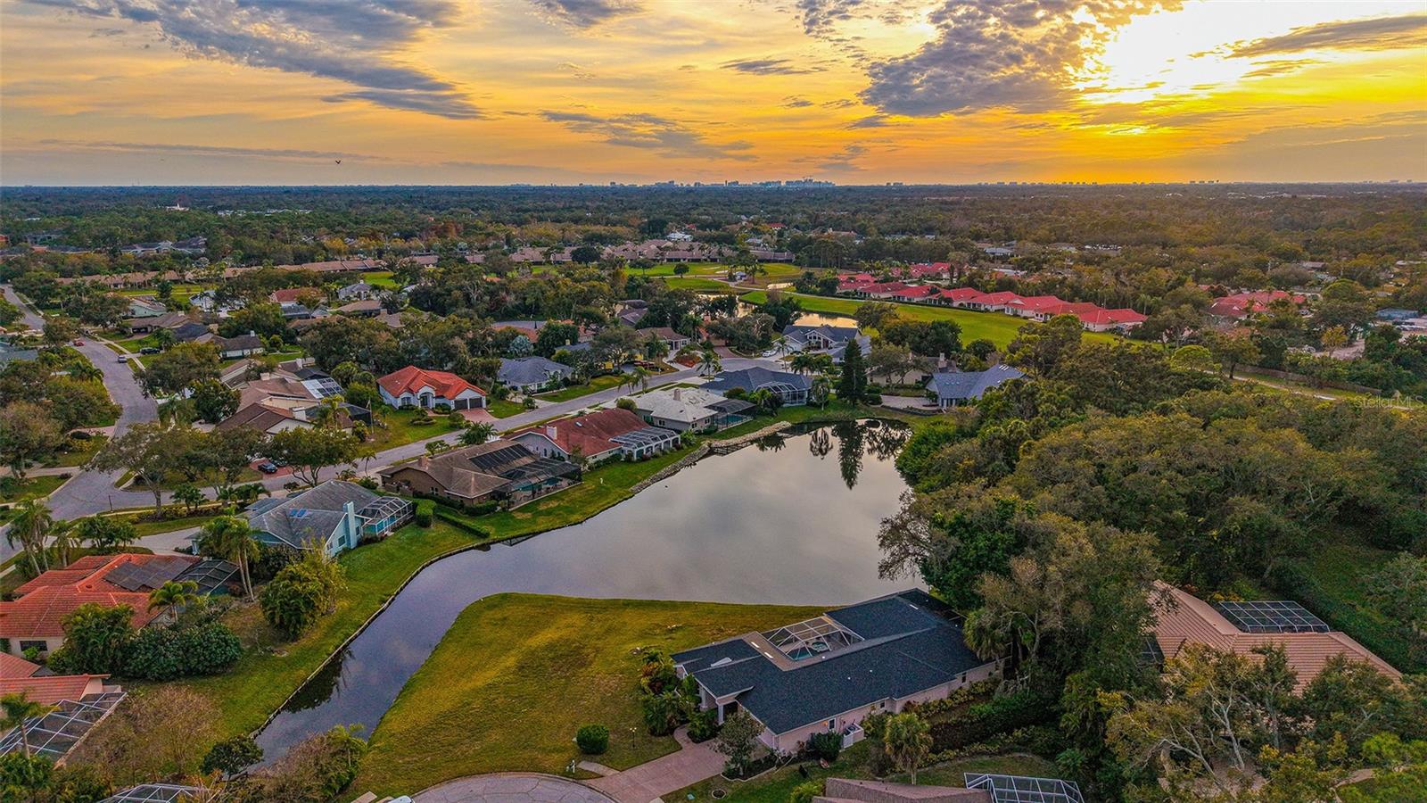 MISTY OAKS - Residential