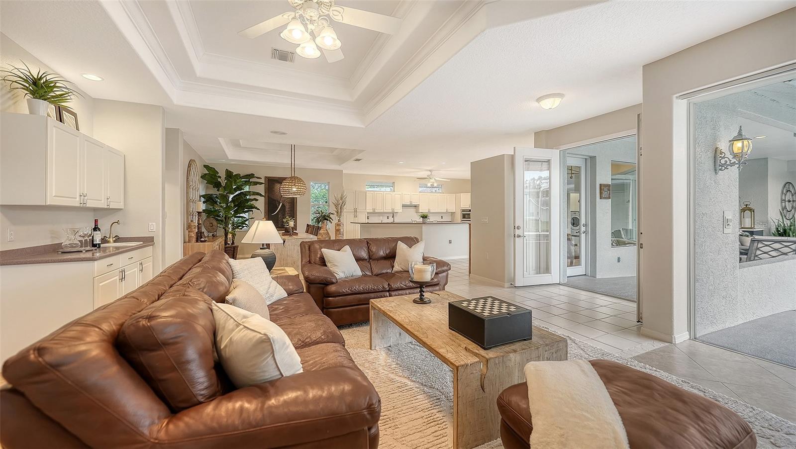 MISTY OAKS - Residential