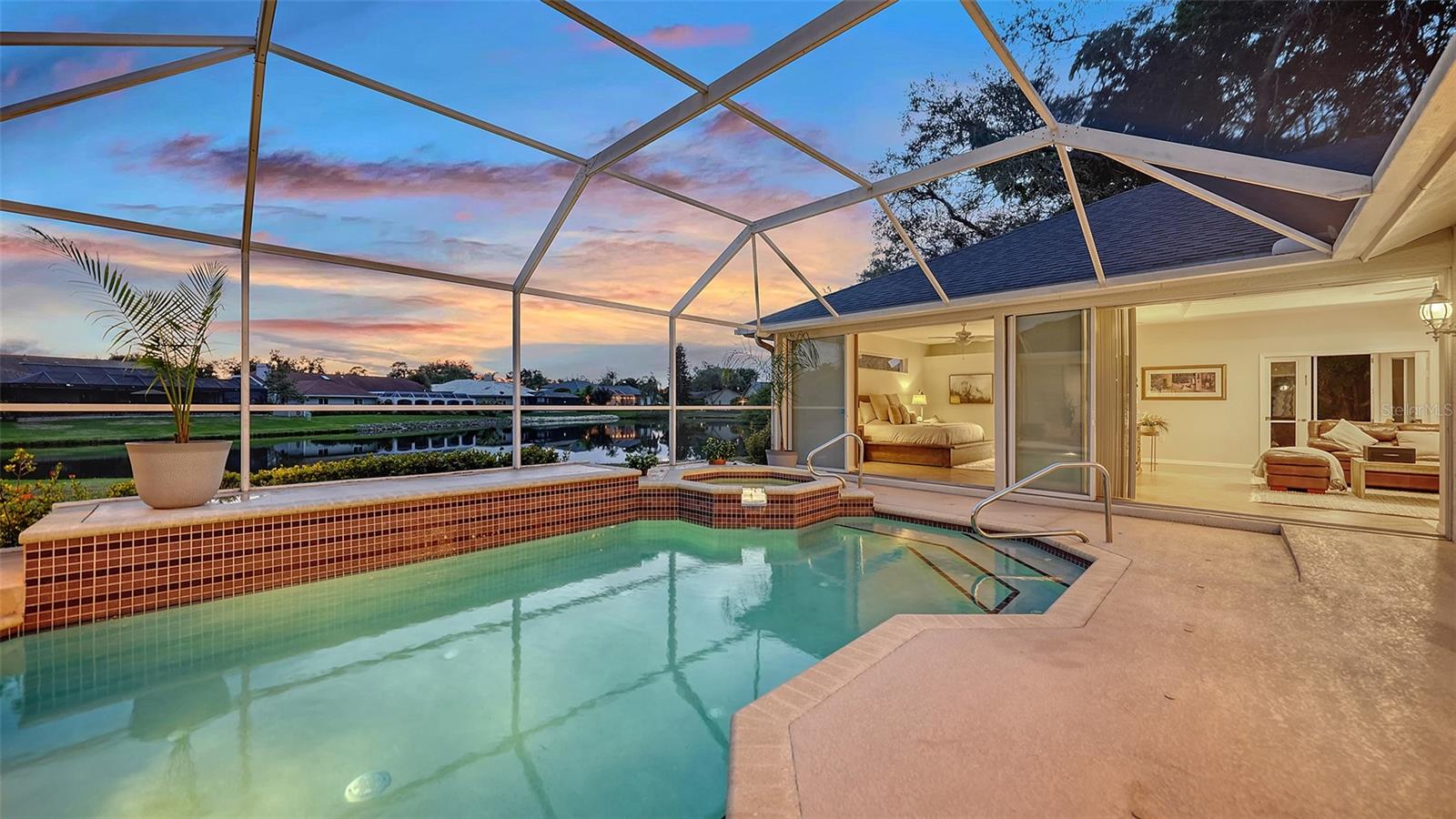 MISTY OAKS - Residential