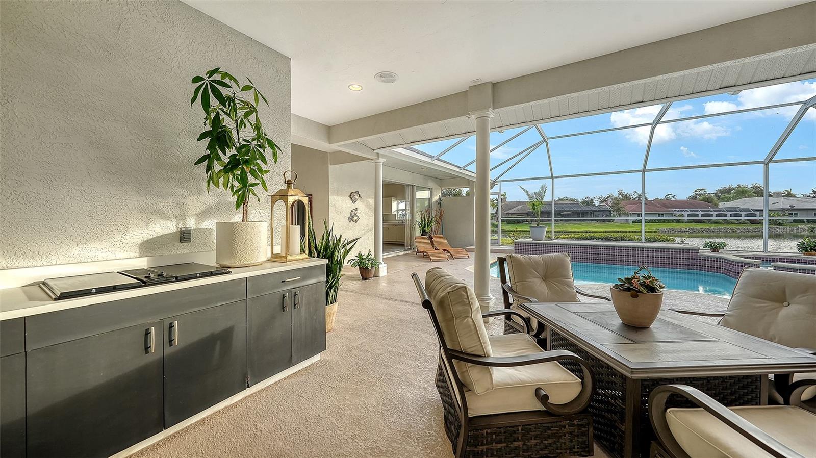 MISTY OAKS - Residential