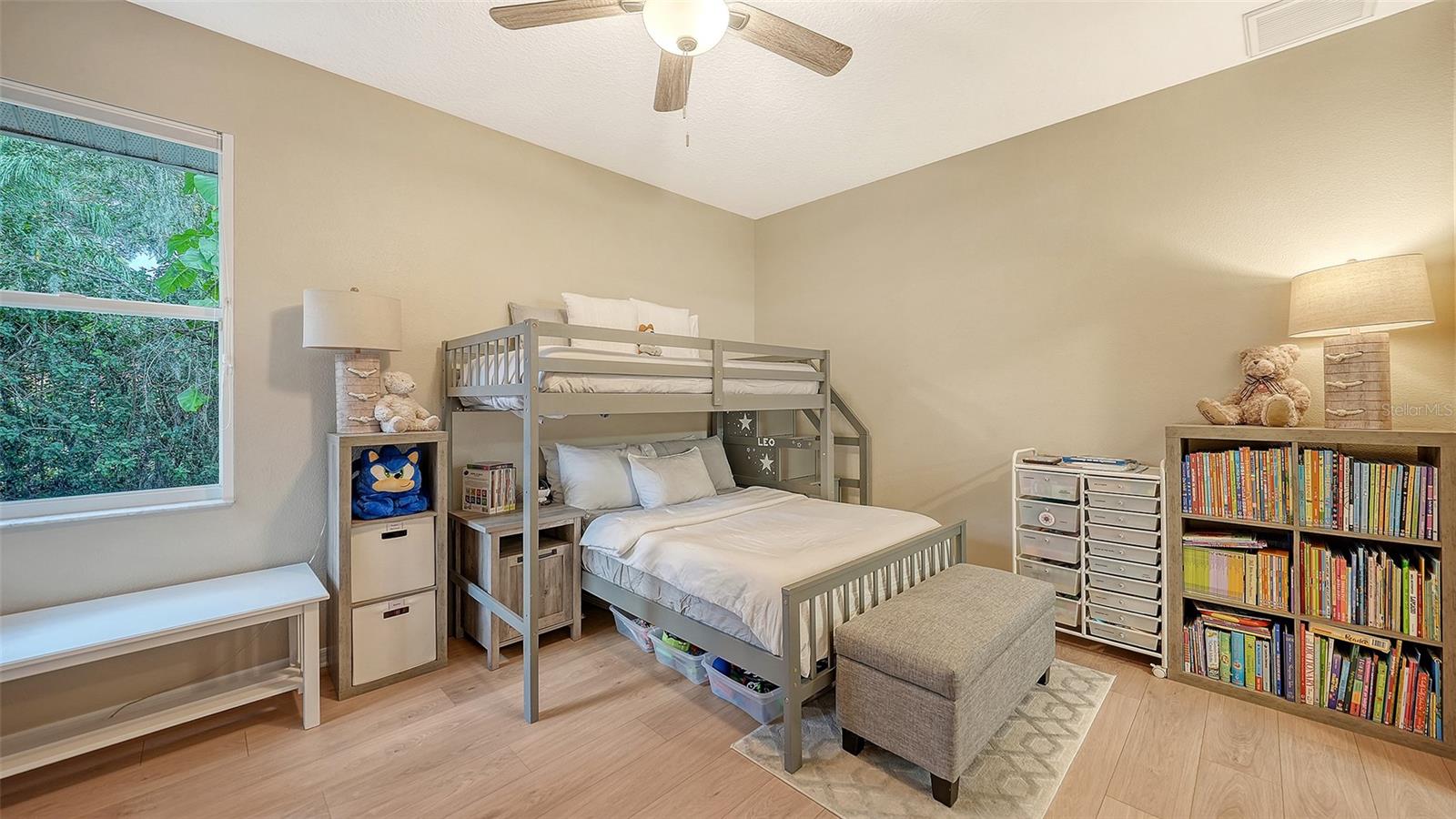 MISTY OAKS - Residential