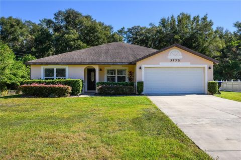 A home in APOPKA