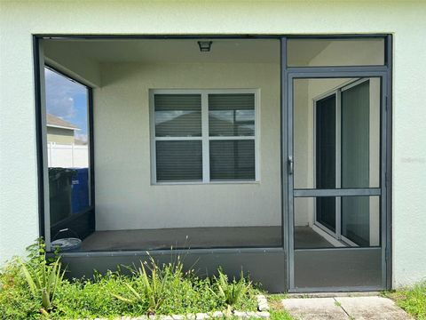 A home in WINTER HAVEN