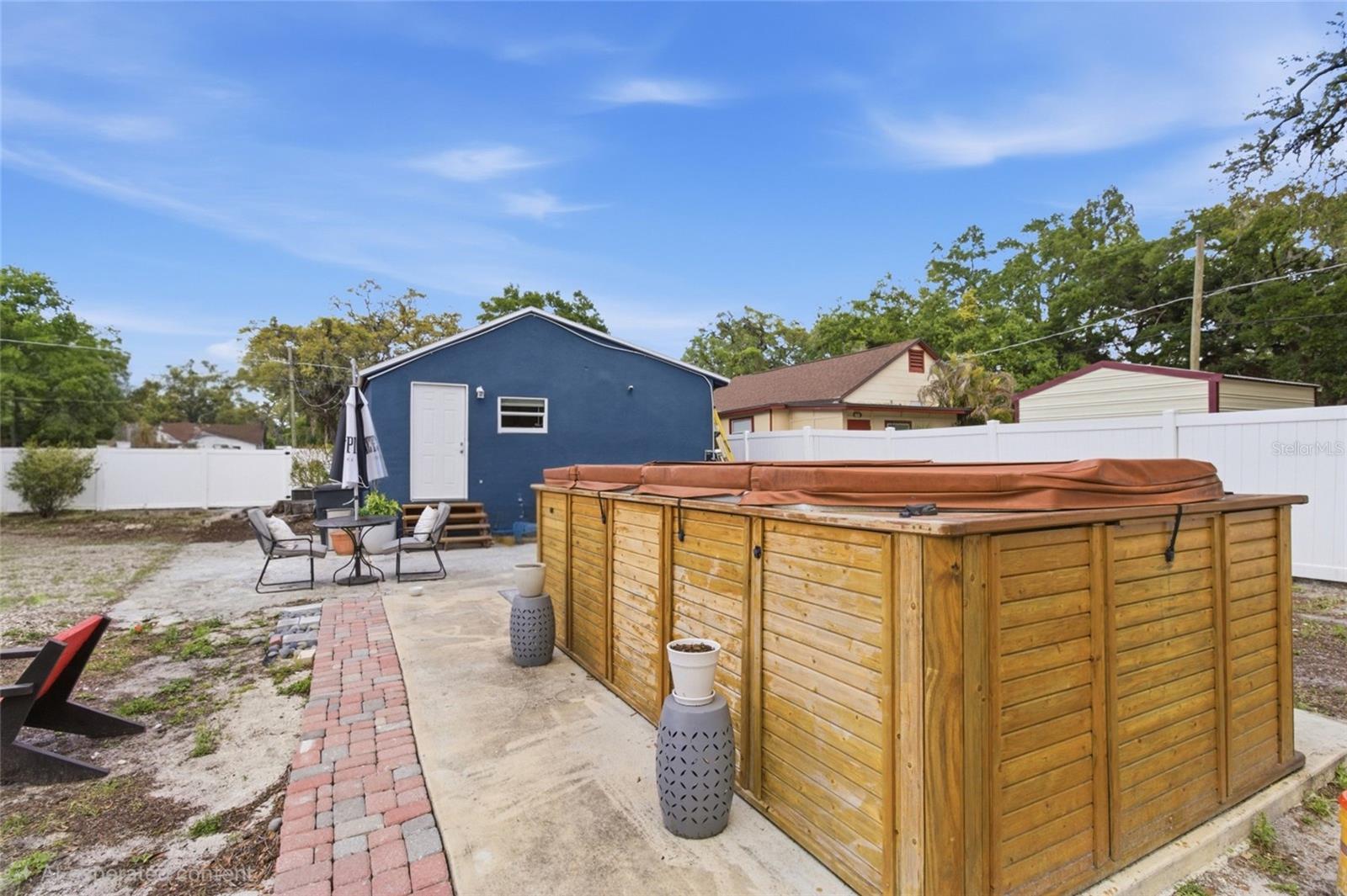 BONITA - Residential