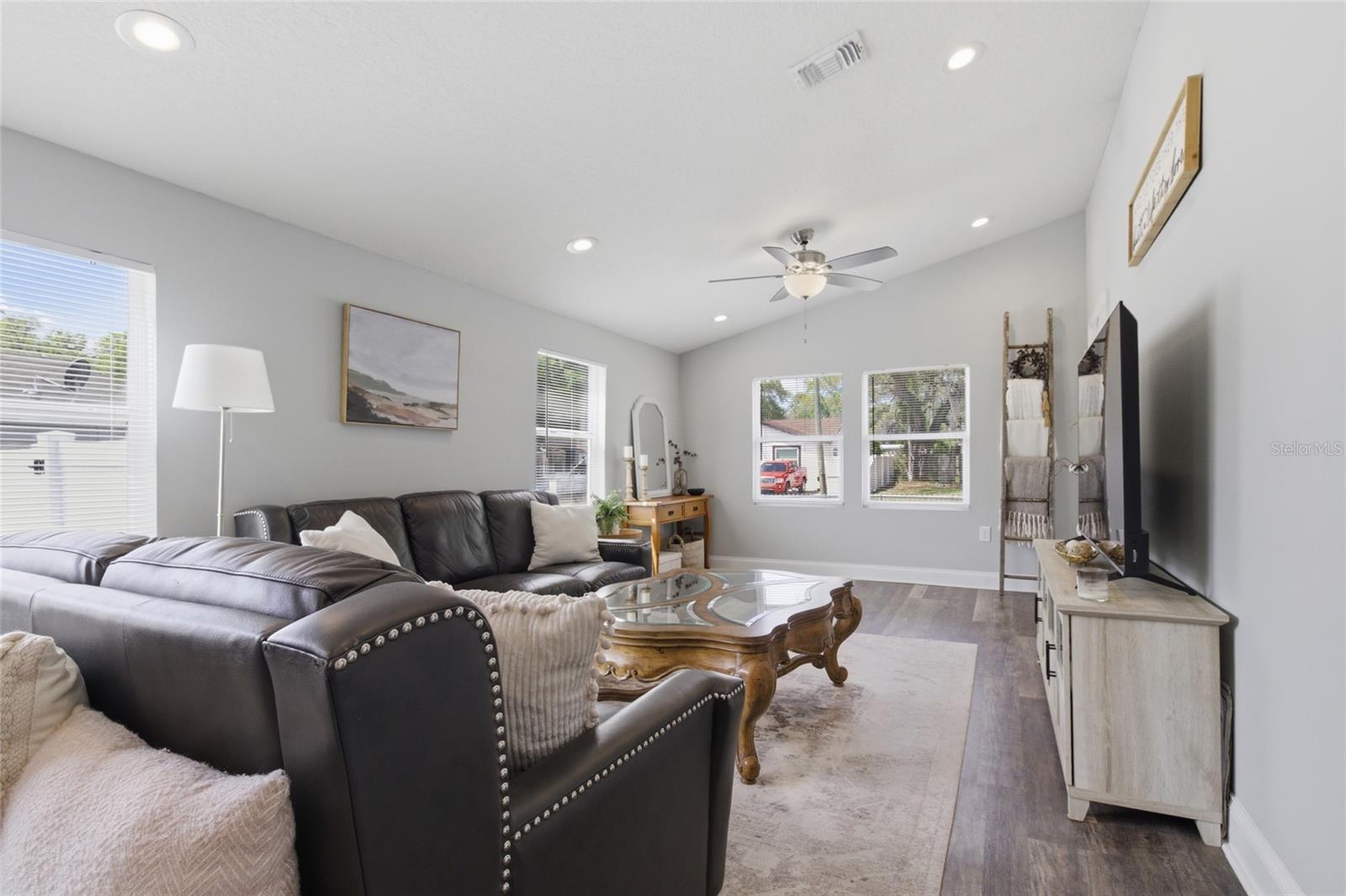 BONITA - Residential