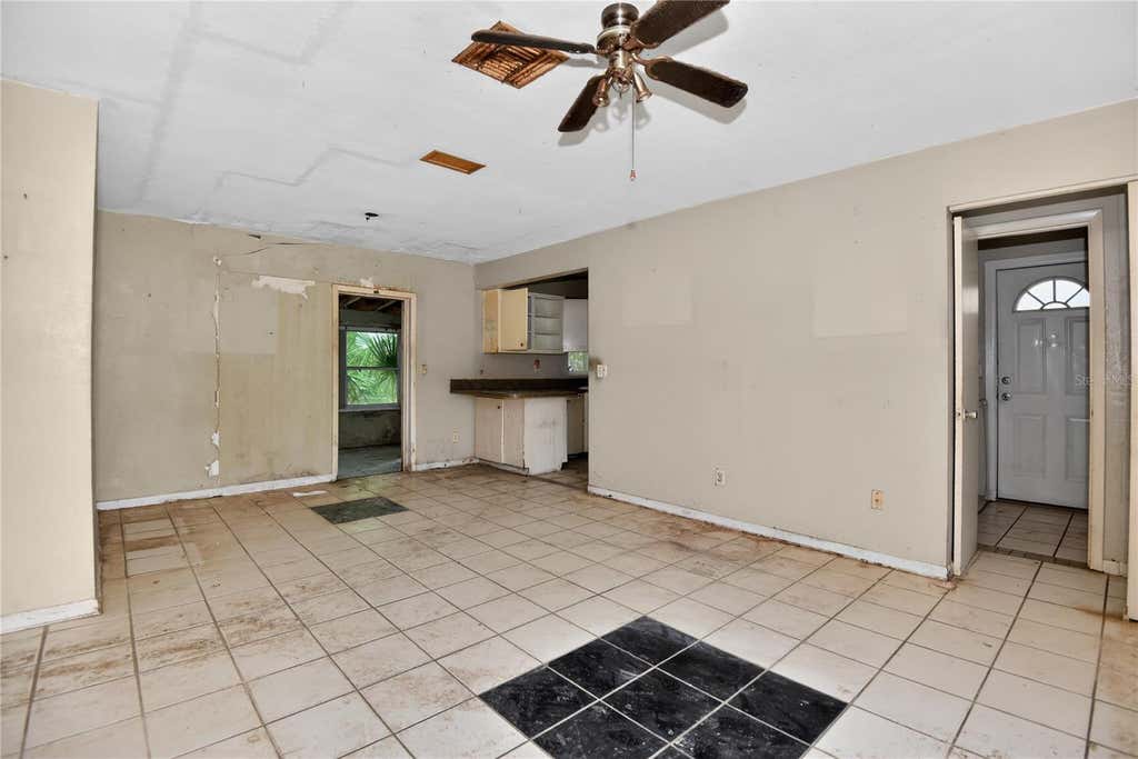 Photo of 1553 Providence Boulevard, Deltona, FL 32725 (MLS # O6420910)