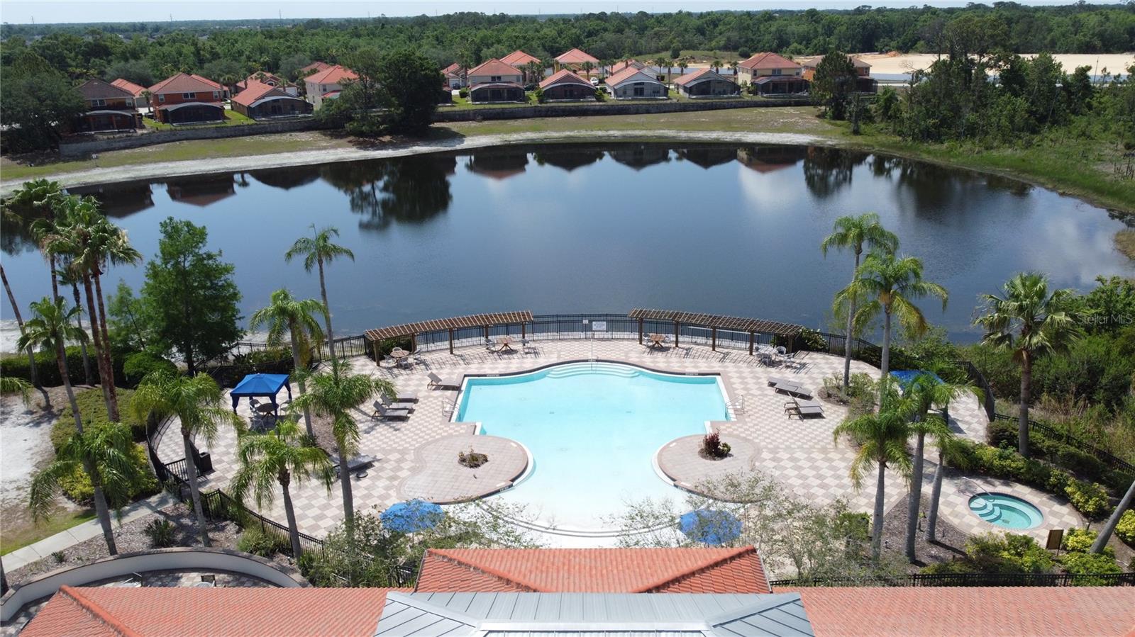 AVIANA PH 01 - Residential