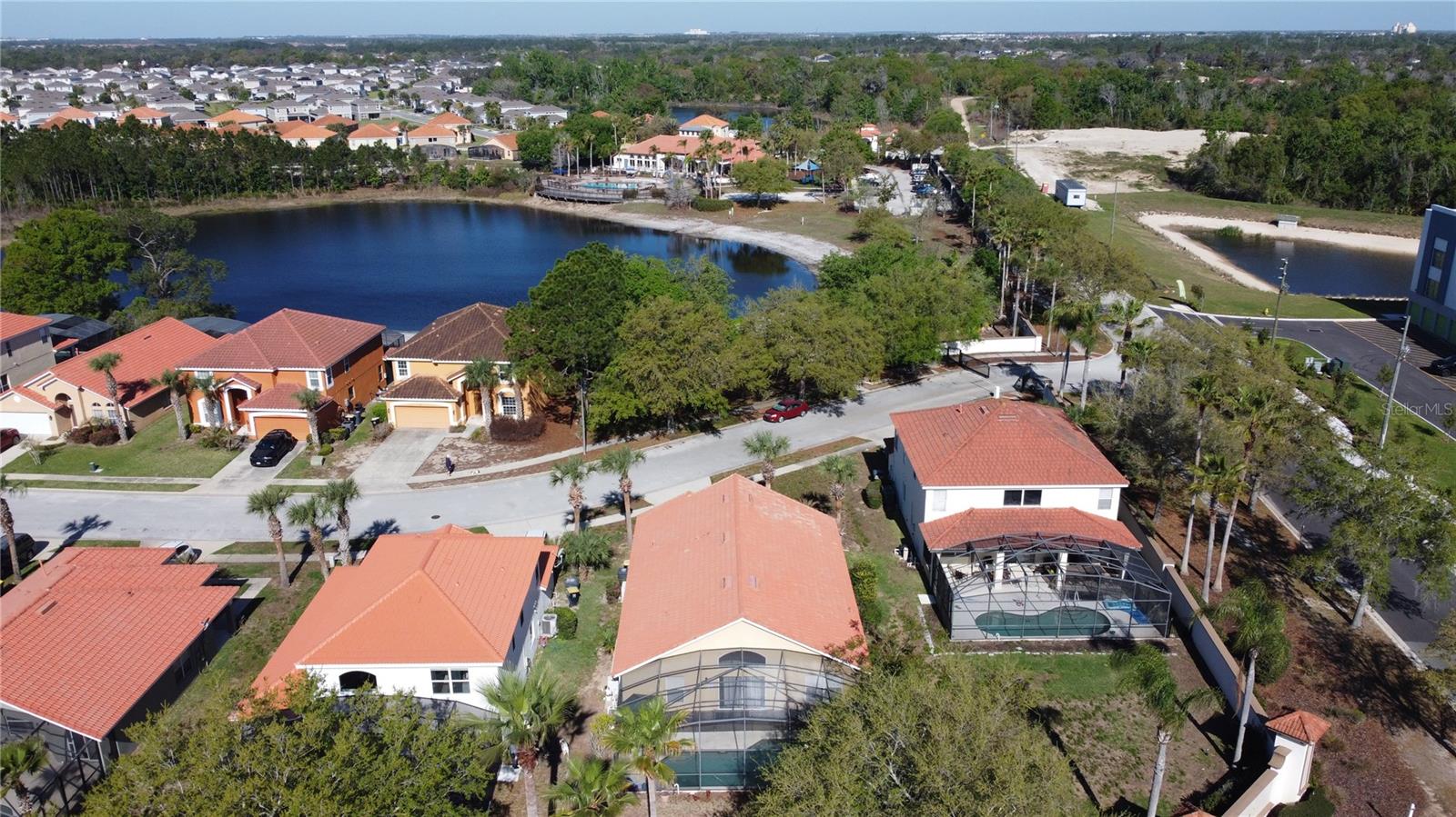 AVIANA PH 01 - Residential