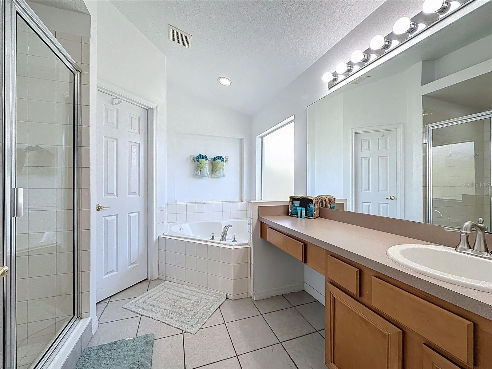 AVIANA PH 01 - Residential