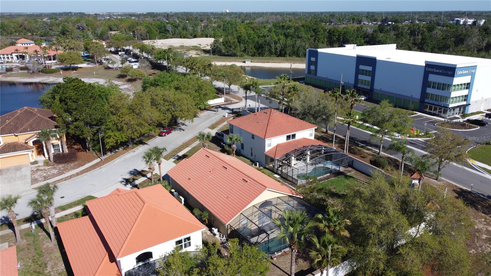 AVIANA PH 01 - Residential