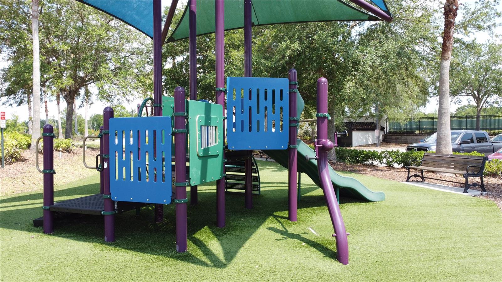 AVIANA PH 01 - Residential