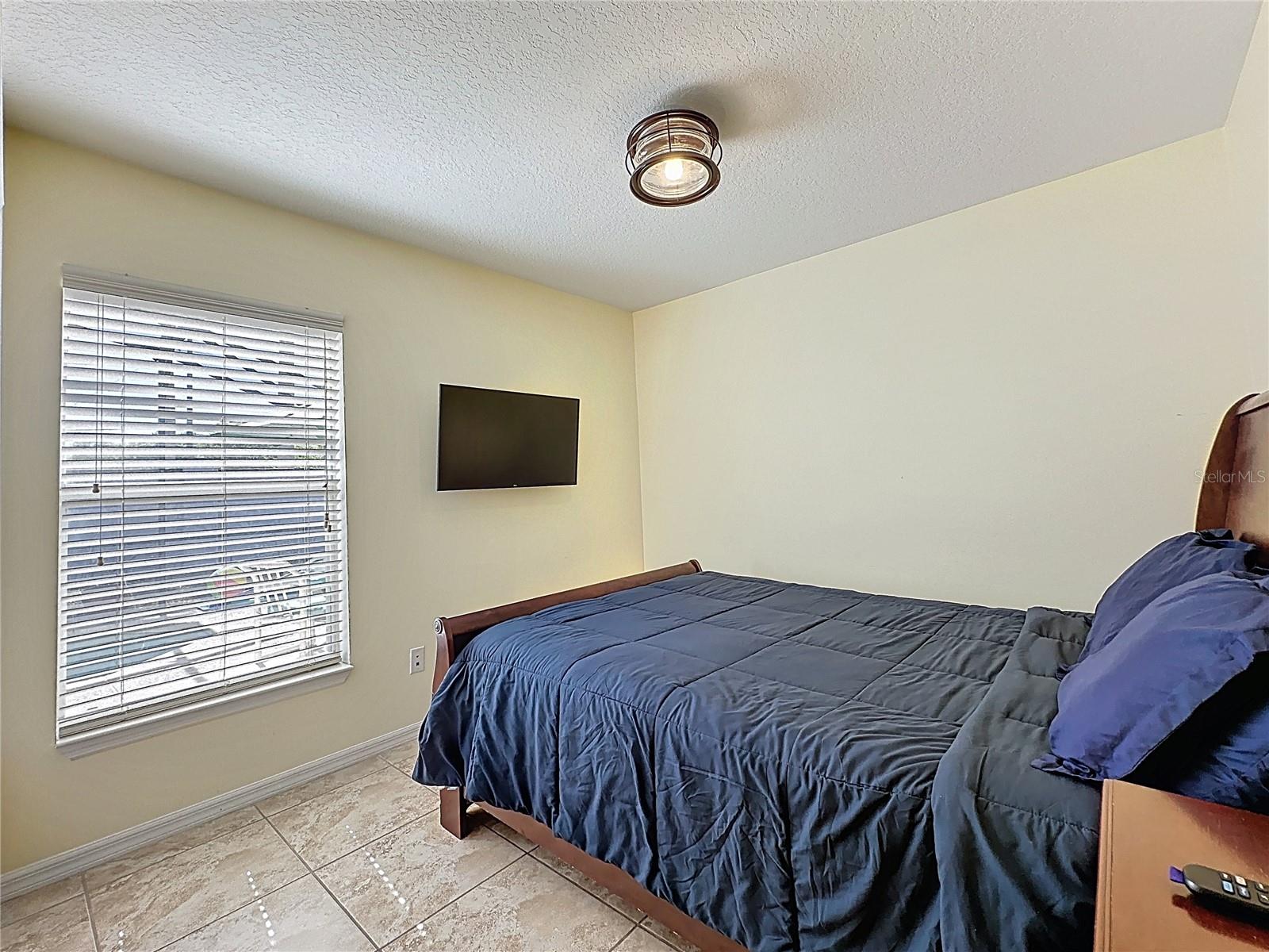 AVIANA PH 01 - Residential