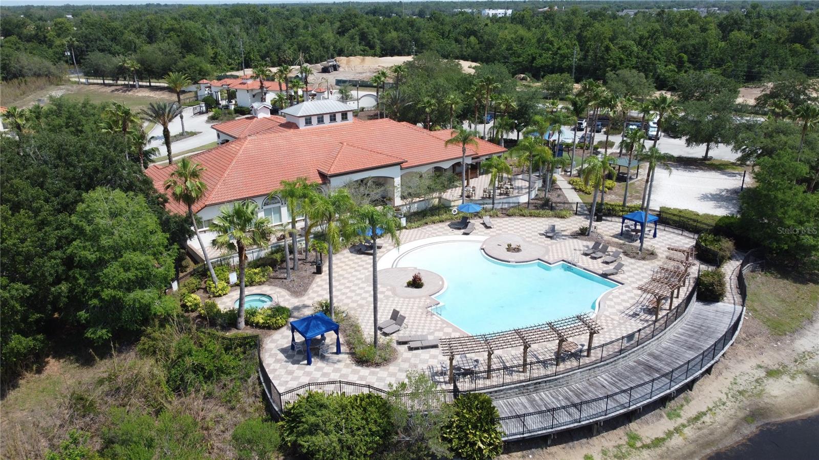 AVIANA PH 01 - Residential