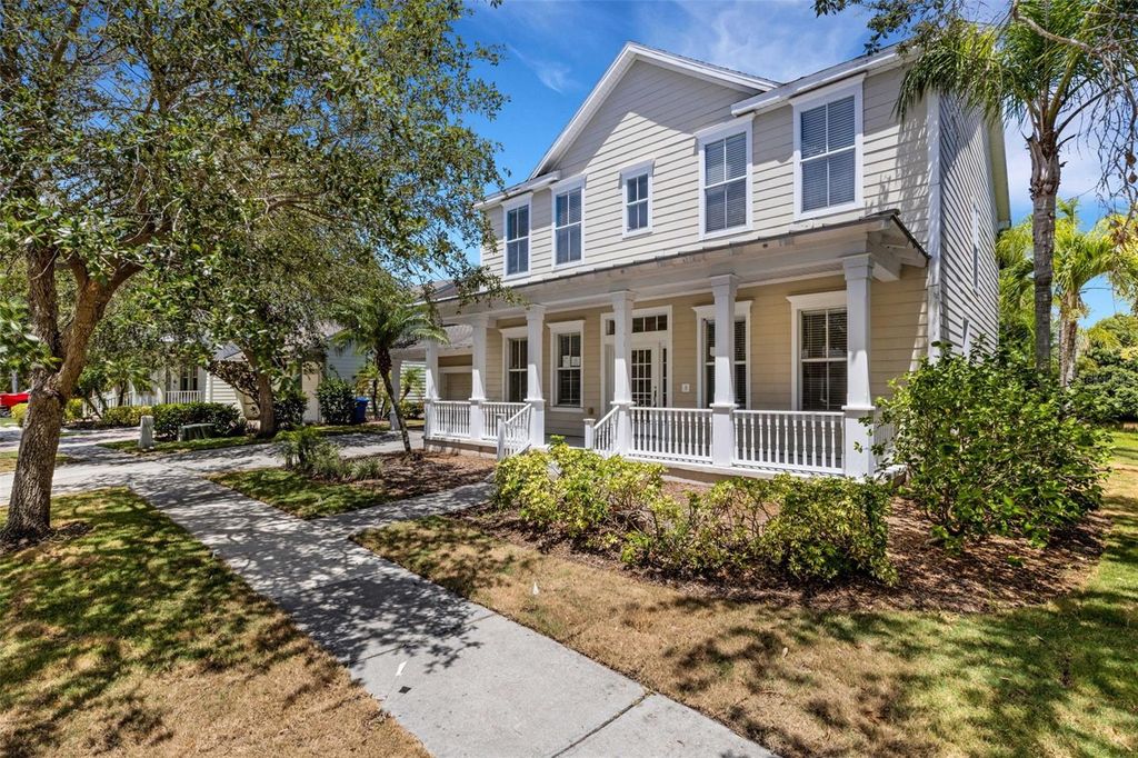 Photo of 405 Islebay Drive, Apollo Beach, FL 33572 (MLS # TB8398368)