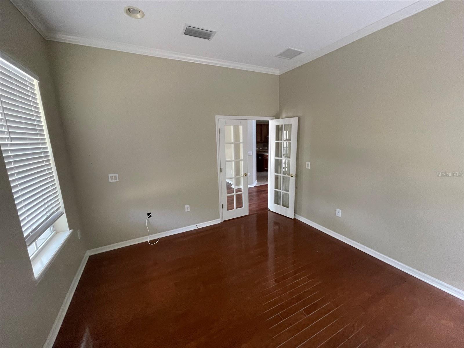 405 ISLEBAY DRIVE
