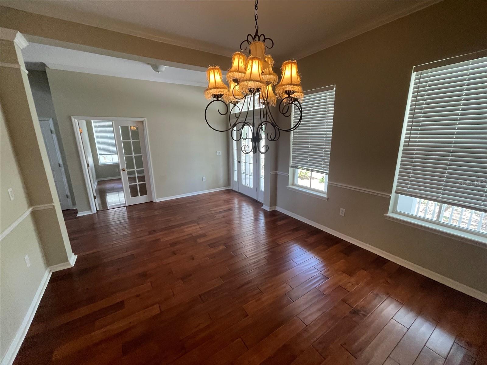 405 ISLEBAY DRIVE