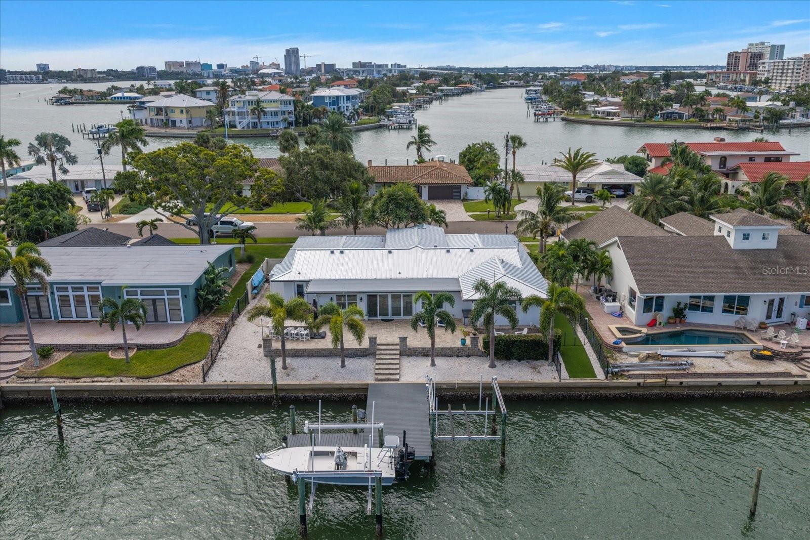 430 PALM ISLAND SE