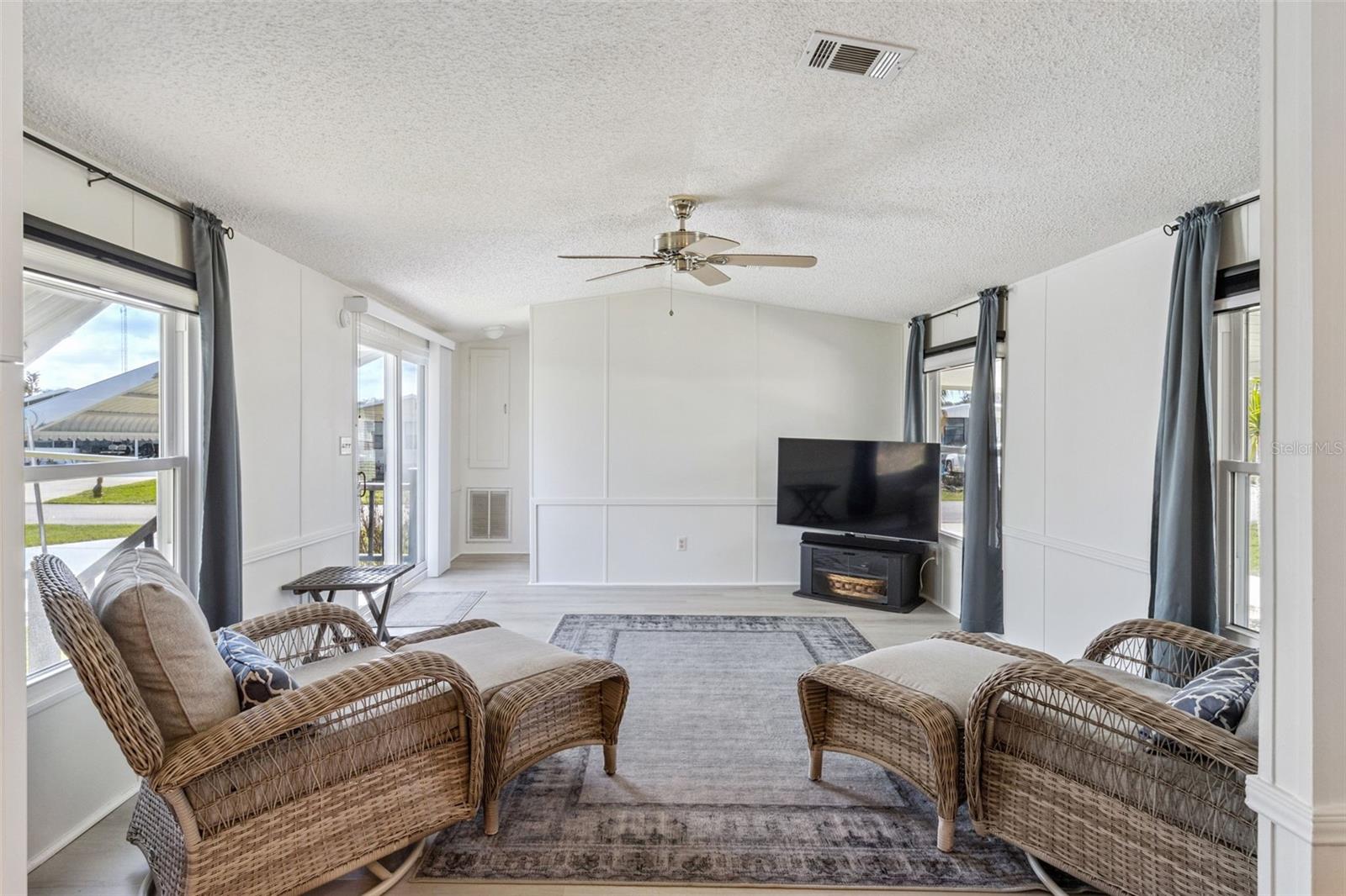 WALK IN WATER VILLAGE - Residential