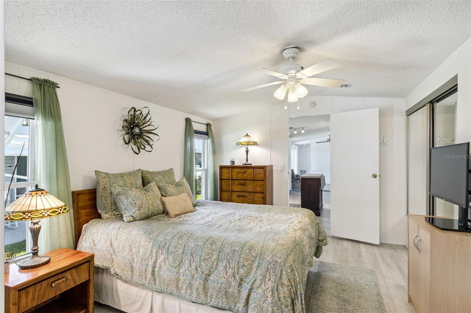 WALK IN WATER VILLAGE - Residential