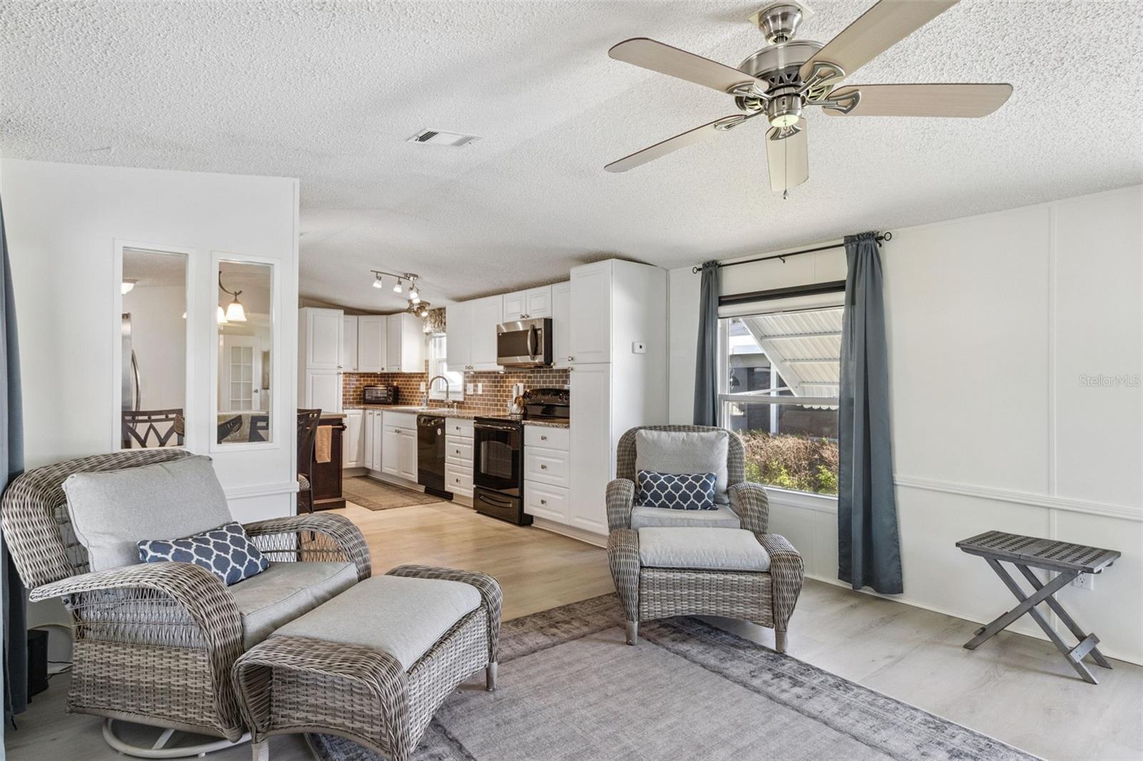 WALK IN WATER VILLAGE - Residential