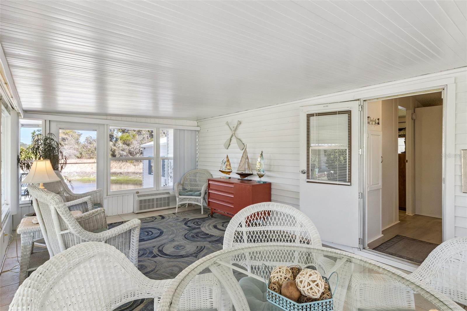 WALK IN WATER VILLAGE - Residential