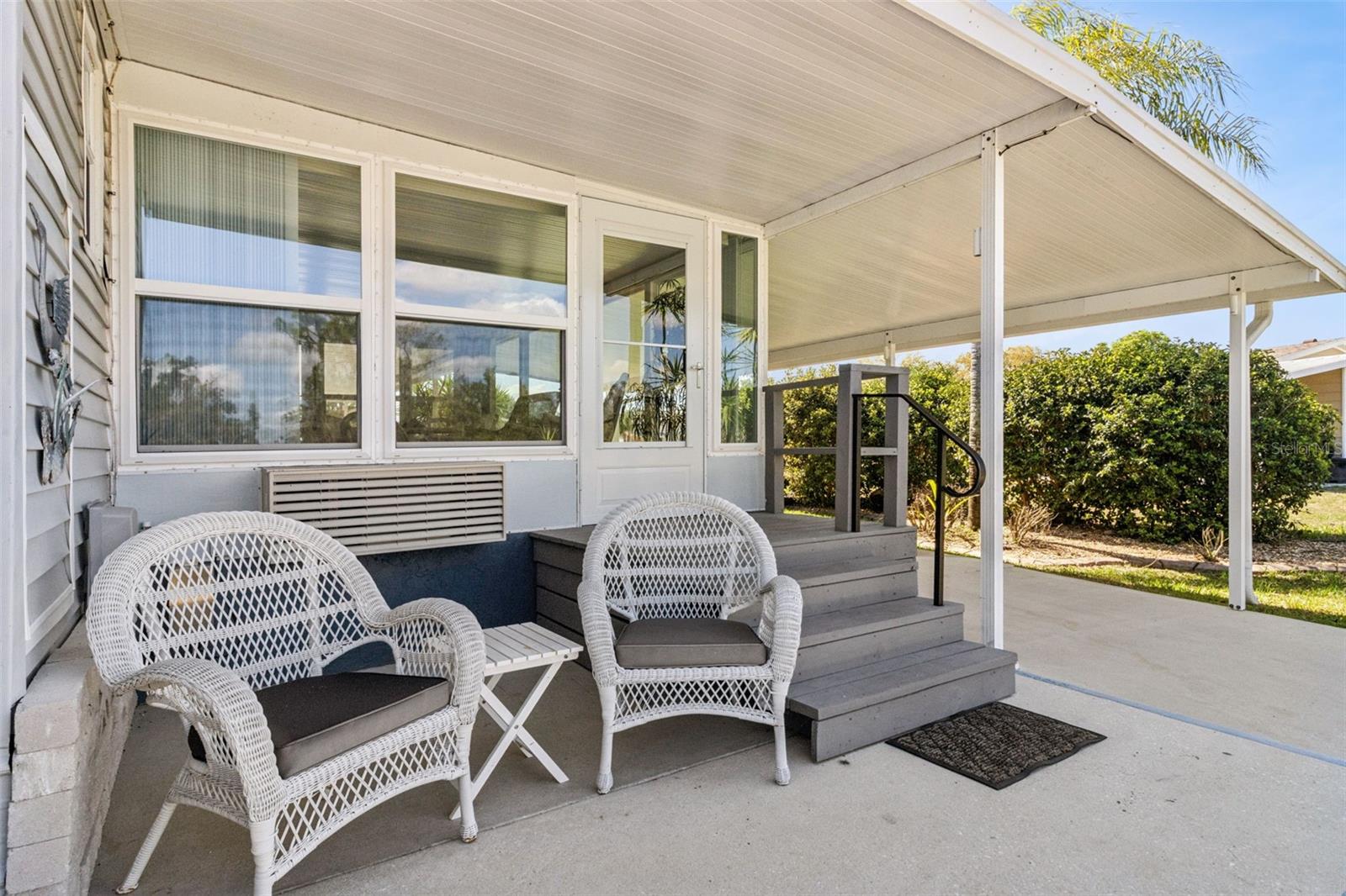 WALK IN WATER VILLAGE - Residential