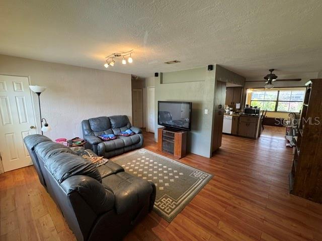 GOLF CLUB ESTATES - Residential