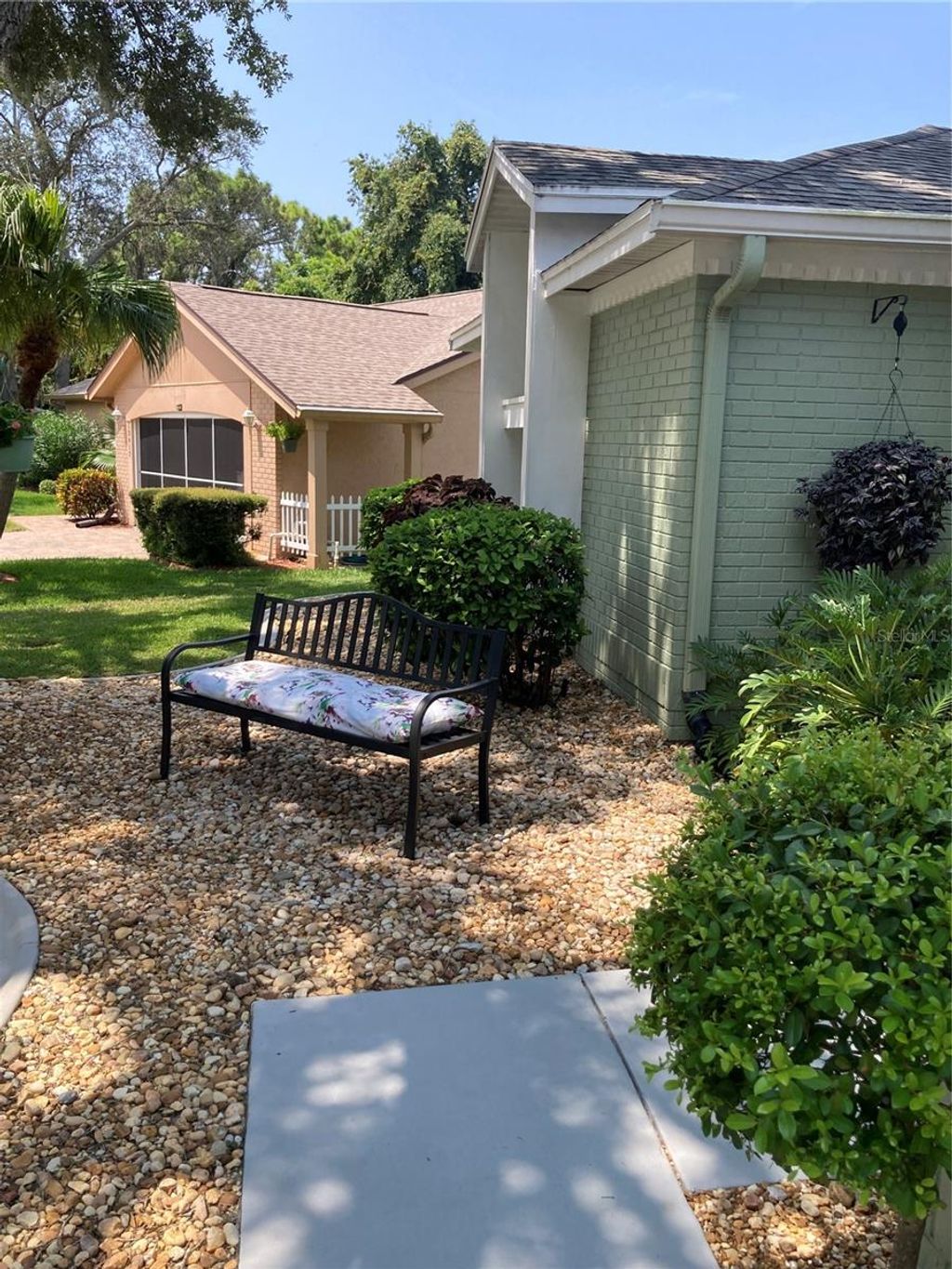 Photo of 8101 Roxboro Dr, Hudson, FL 34667 (MLS # TB8471602)