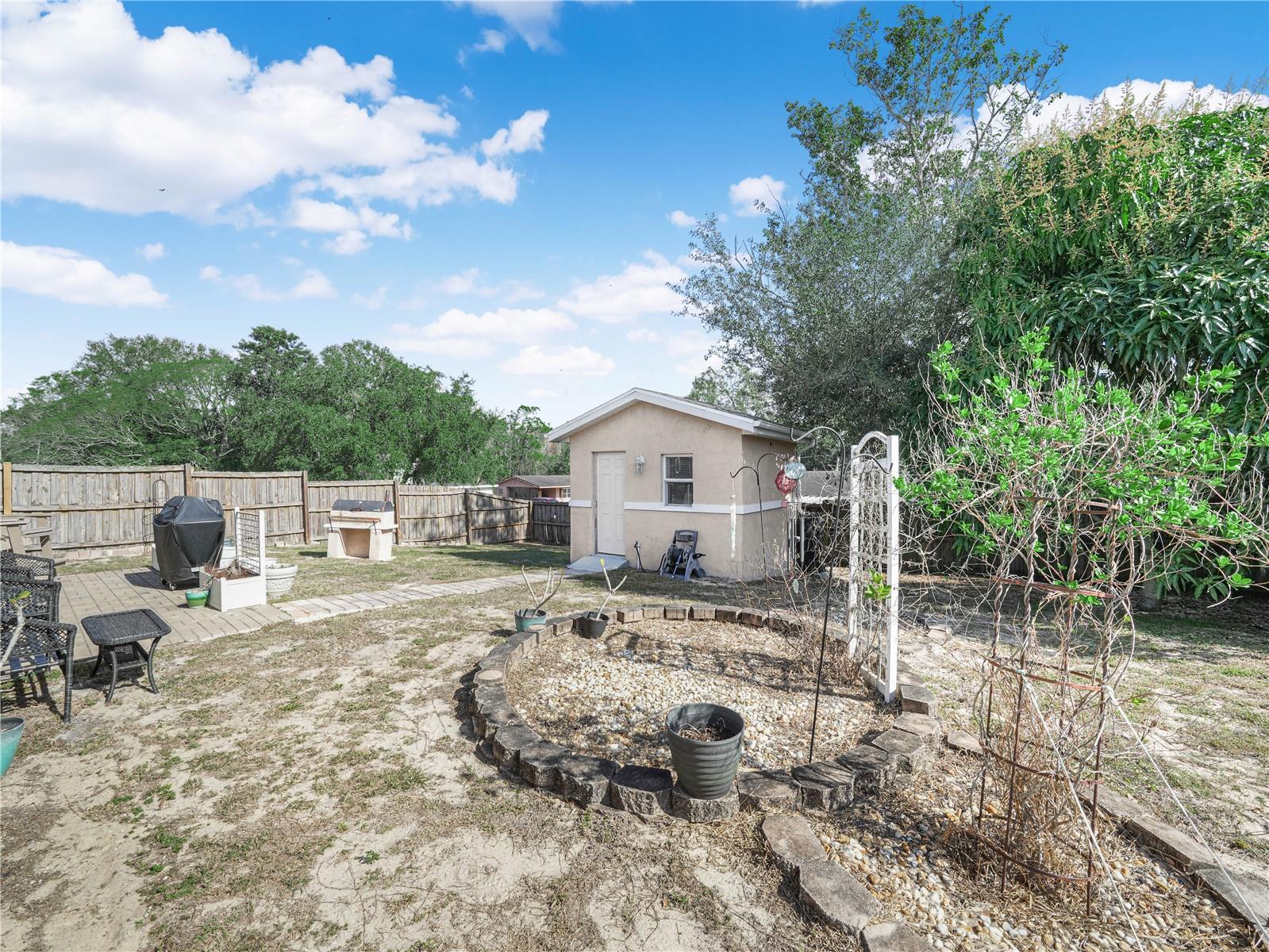 ELBERT LANDINGS - Residential