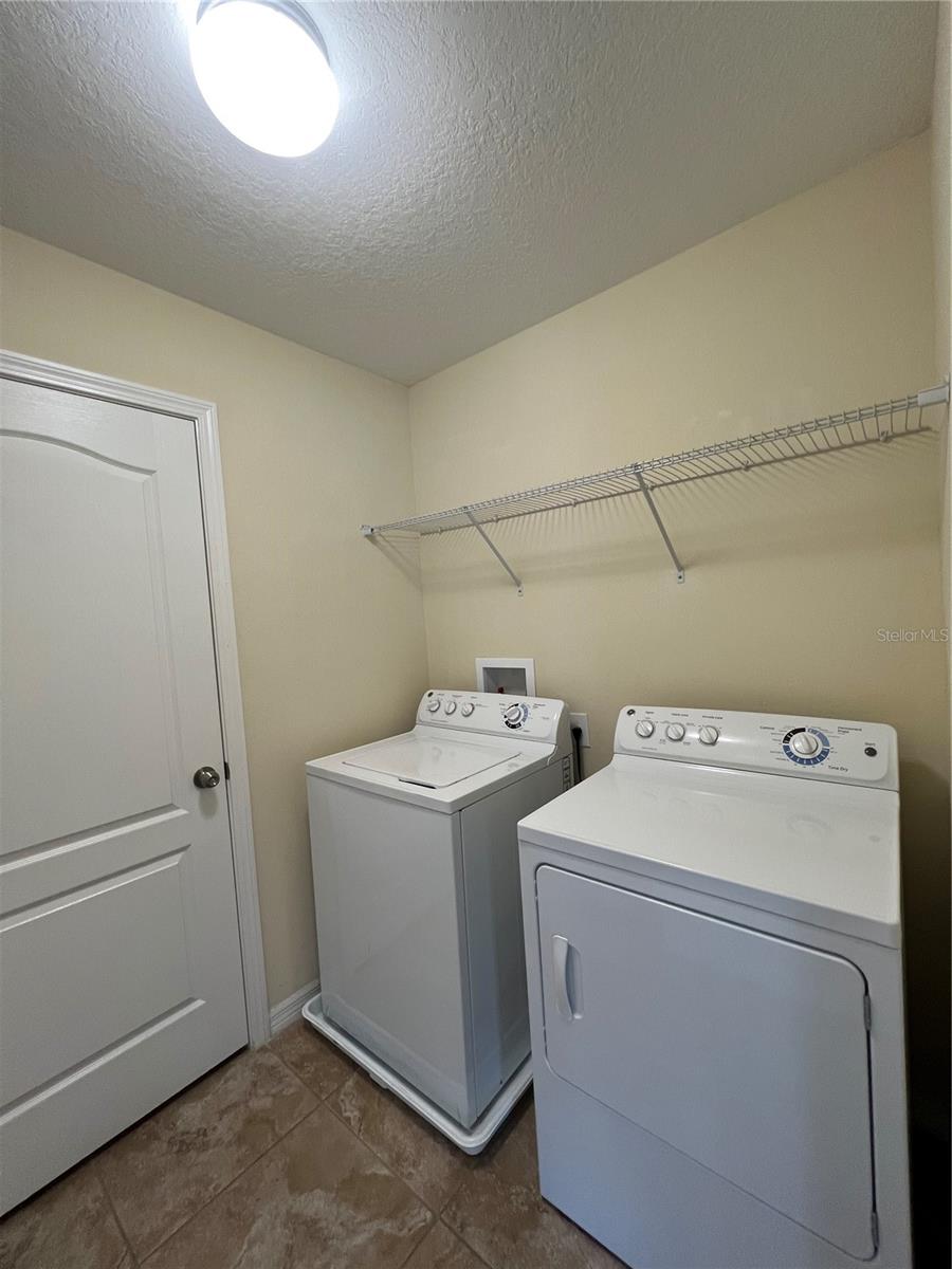 LIVE OAK PRESERVE 2C VILLAGES - Residential Lease