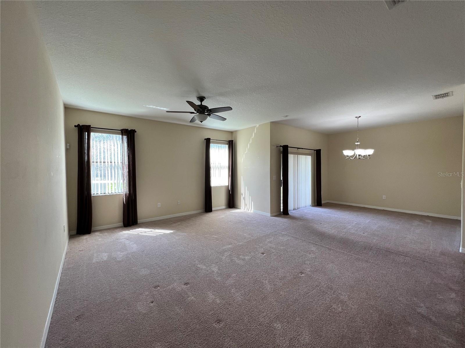 LIVE OAK PRESERVE 2C VILLAGES - Residential Lease