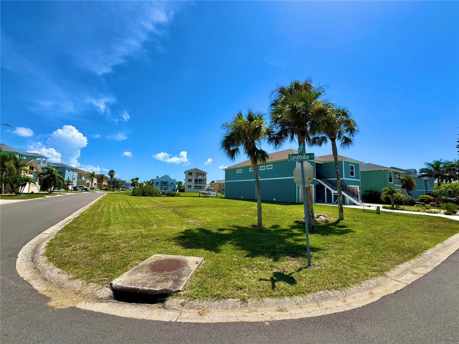 GULF HARBORS SEA FOREST - Land