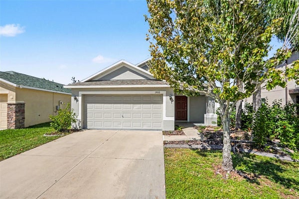 1952 HAWKS VIEW DR, RUSKIN, FL 33570 - Image 0c6cf27ed4e8d60bf26a08895c1da726/2285680263