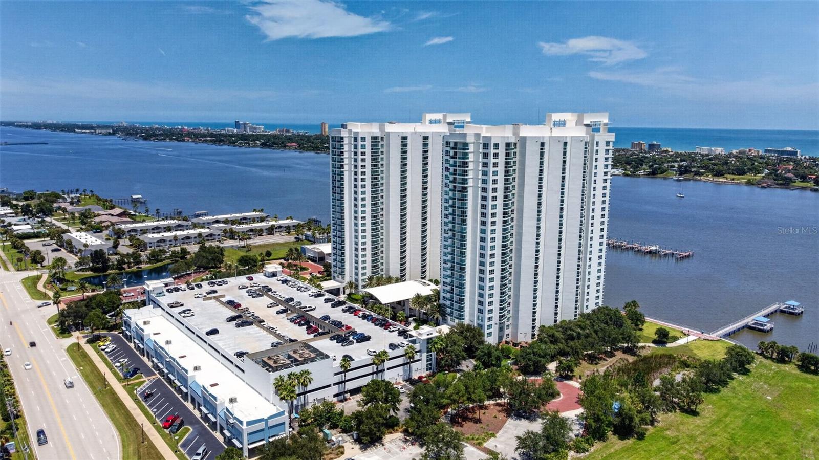 231 RIVERSIDE DRIVE 1108-1