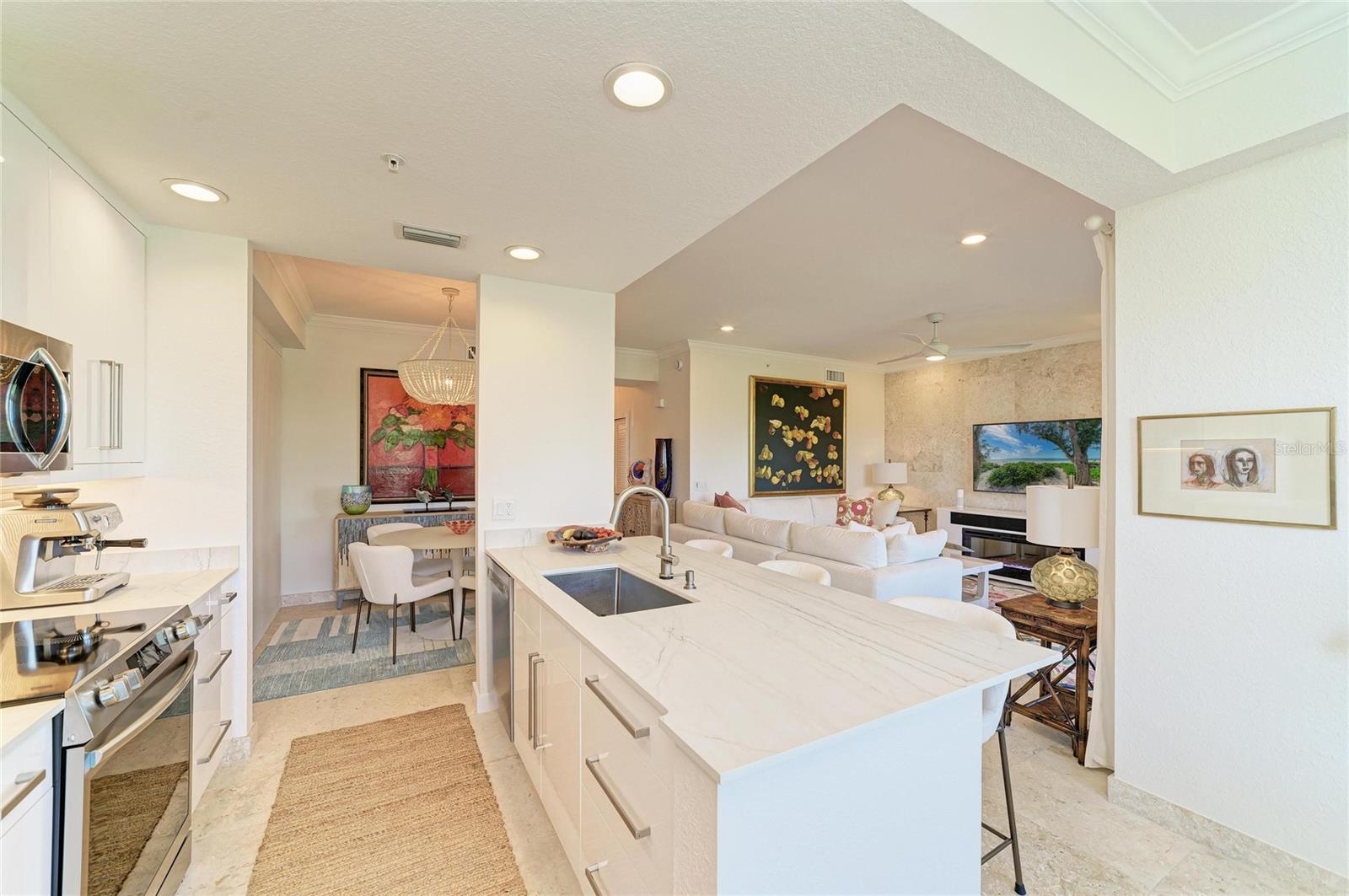 RIVER STRAND - Residential