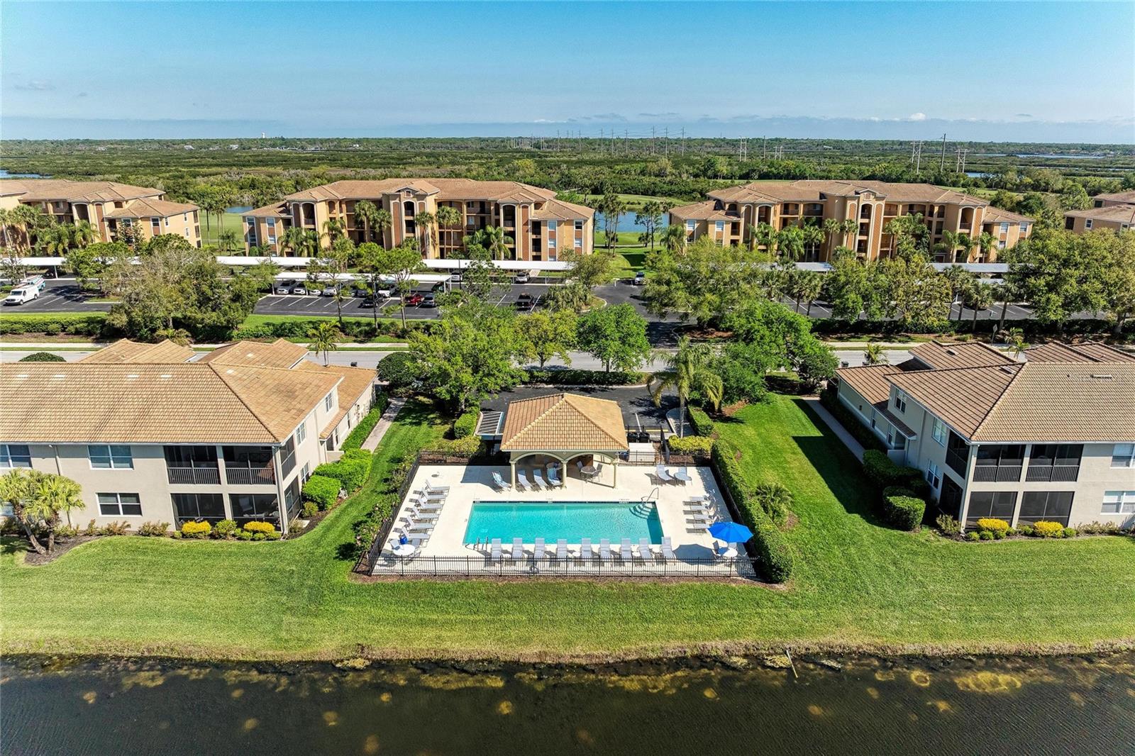 RIVER STRAND - Residential