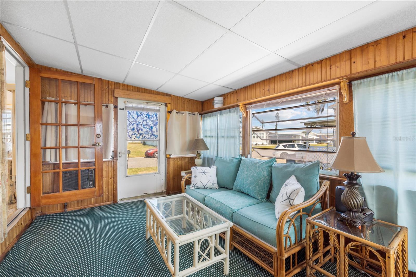 CASA LOMA MOBILEHOME - Residential