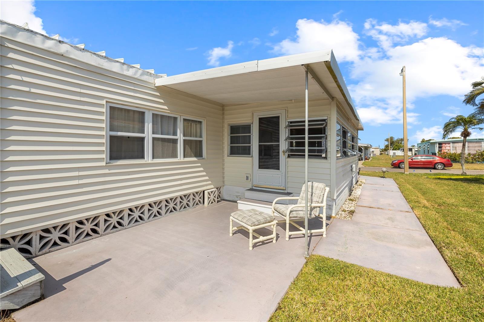CASA LOMA MOBILEHOME - Residential